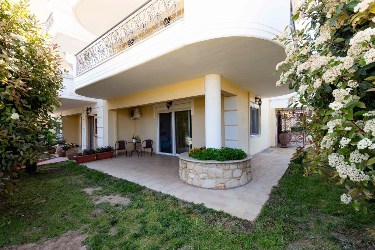 Апартаменти Elvis Nest Неа-Муданія Екстер'єр фото